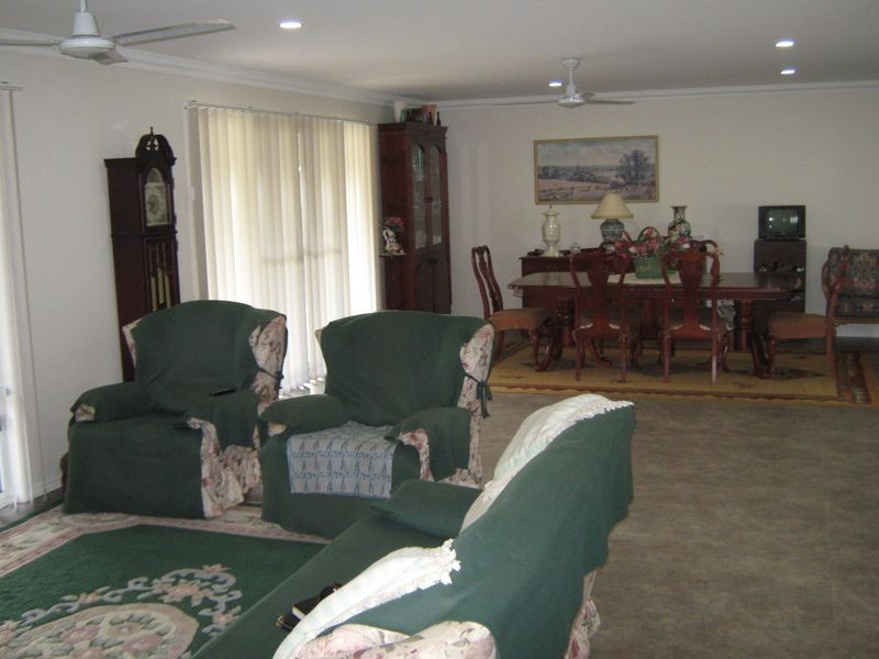 Avenell Heights QLD 4670