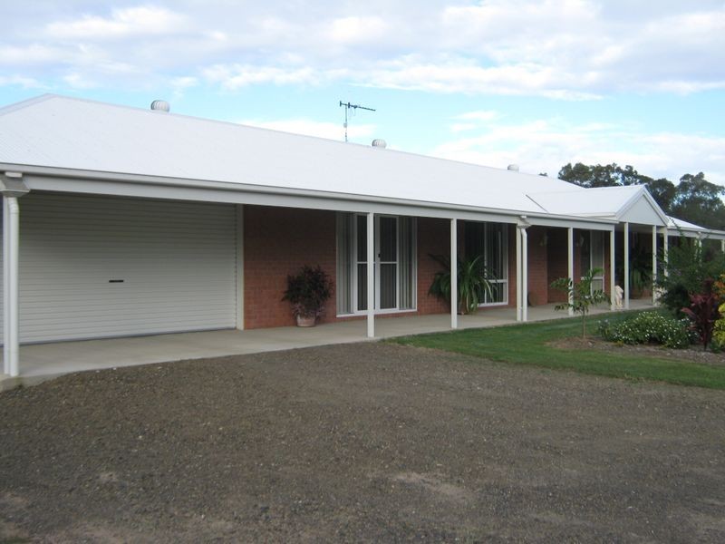 Avenell Heights QLD 4670