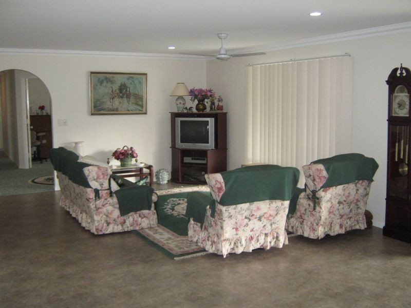 Avenell Heights QLD 4670