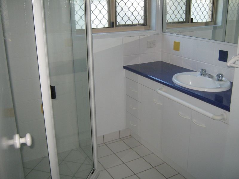 Avenell Heights QLD 4670