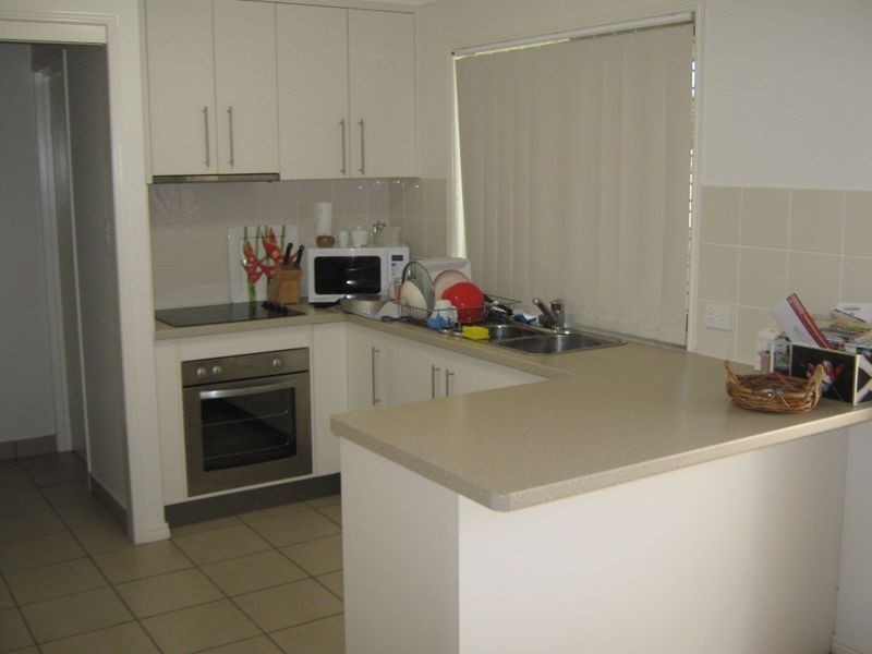 Avenell Heights QLD 4670