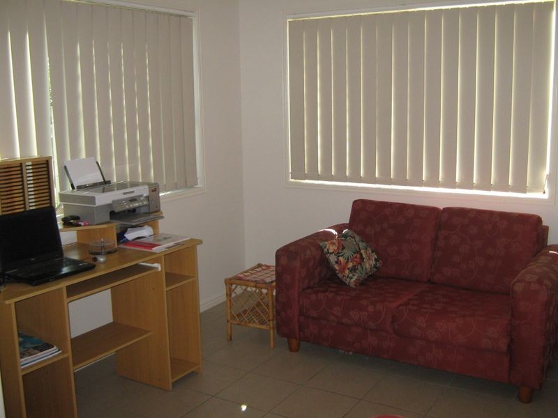 1-3/183 Barolin Street, Avenell Heights QLD 4670