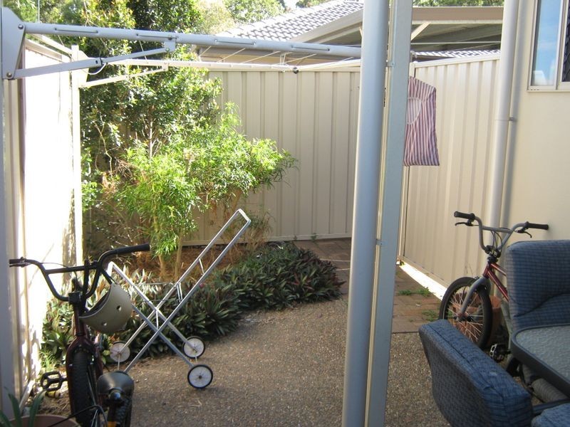 1-3/183 Barolin Street, Avenell Heights QLD 4670