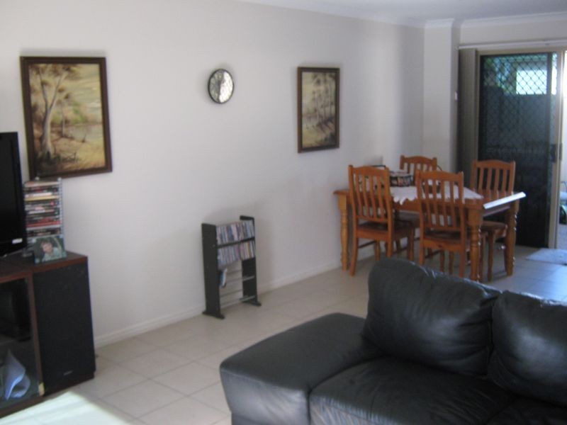 1-3/183 Barolin Street, Avenell Heights QLD 4670