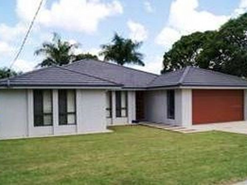 1 Churchward Street, Kepnock QLD 4670