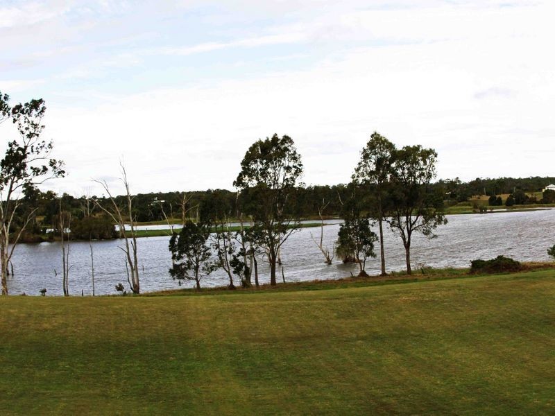 Walkervale QLD 4670
