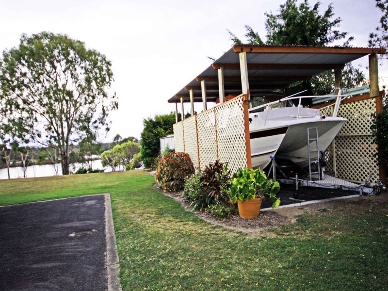 Walkervale QLD 4670