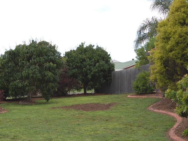 8 Aleta Court, Avoca QLD 4670