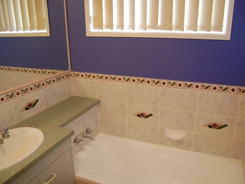 8 Aleta Court, Avoca QLD 4670