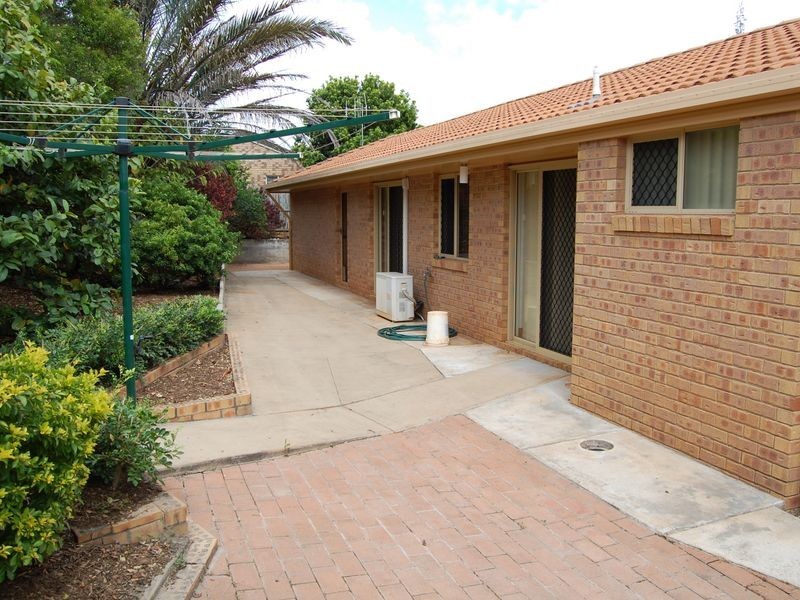 8 Aleta Court, Avoca QLD 4670