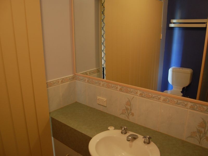 8 Aleta Court, Avoca QLD 4670