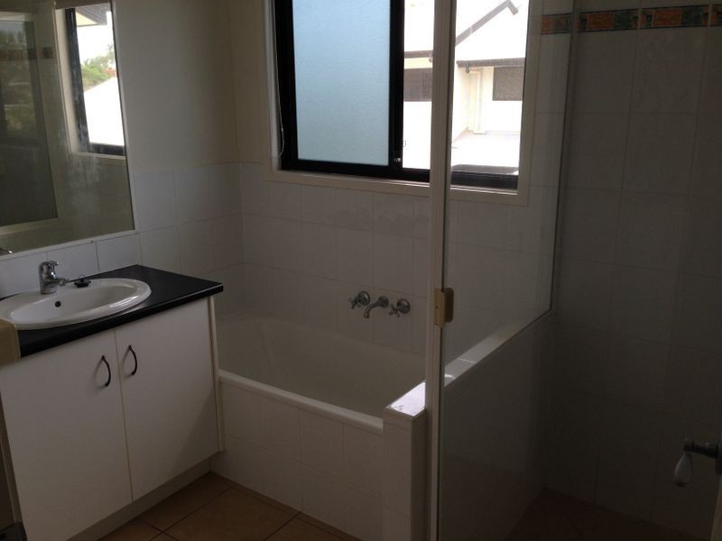 8/60 Steuart Street, Bundaberg North QLD 4670