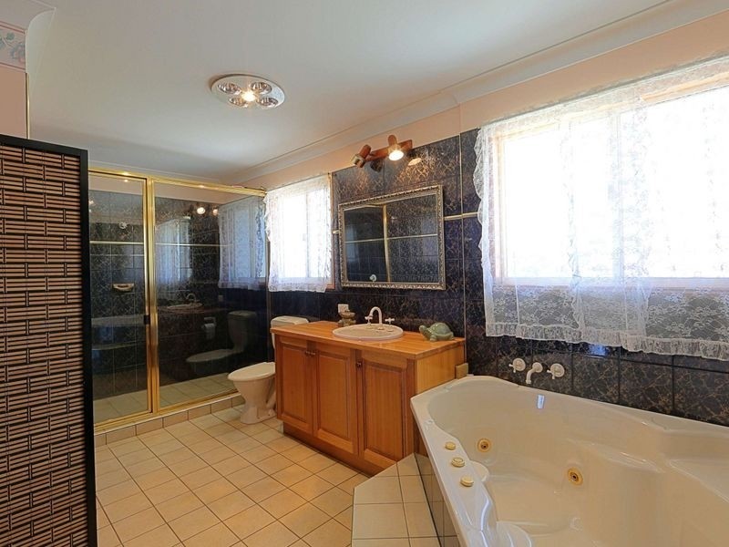 21 Panorama Drive, Qunaba QLD 4670