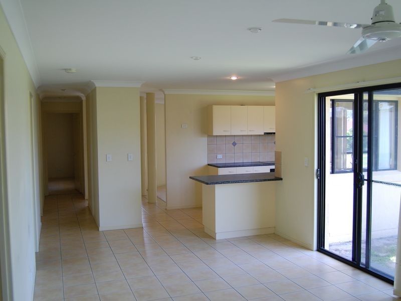 26 Tropicana Drive, Avoca QLD 4670