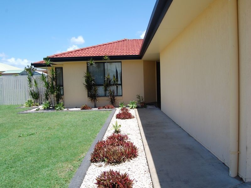 26 Tropicana Drive, Avoca QLD 4670