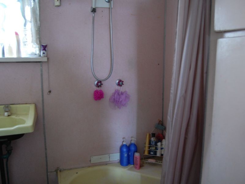 33 Hinkler Avenue, Bundaberg North QLD 4670