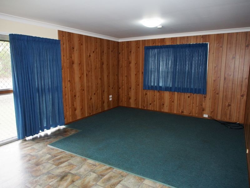 1/4 Hampson Street, Millbank QLD 4670