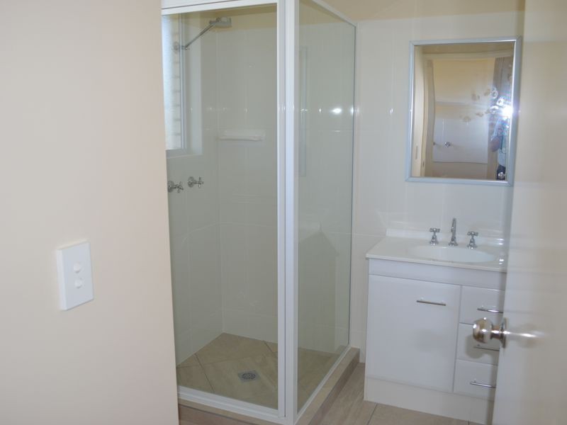 2/11 Dawson street, Bundaberg East QLD 4670