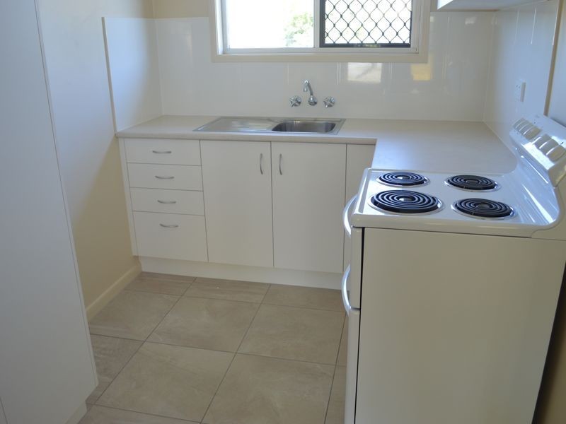 2/11 Dawson street, Bundaberg East QLD 4670