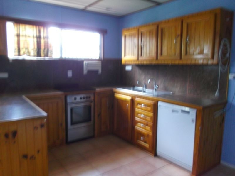 28 Avoca Street, Bundaberg West QLD 4670