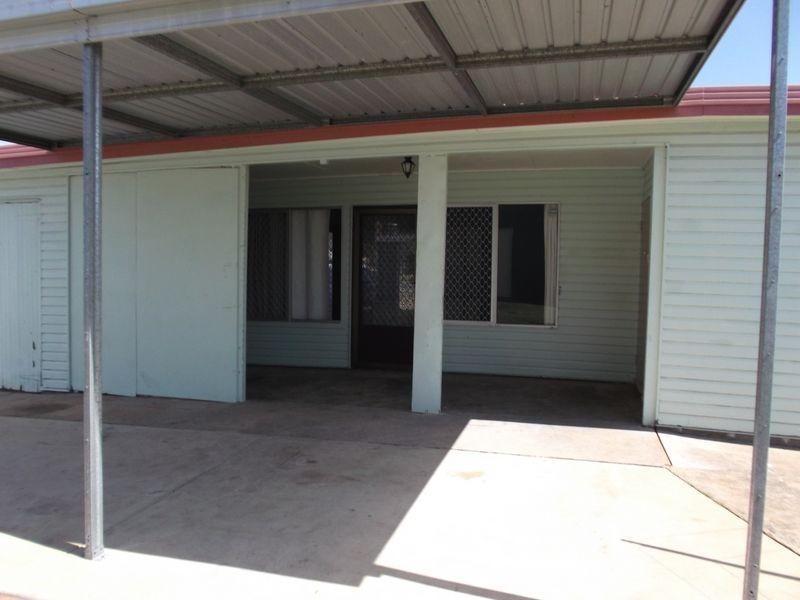 28 Avoca Street, Bundaberg West QLD 4670