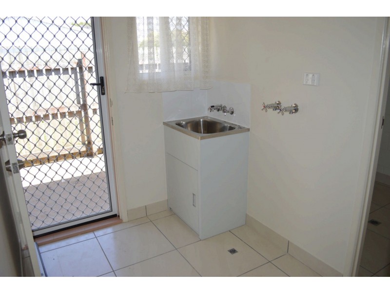 2/99 Gavin Street, Bundaberg North QLD 4670