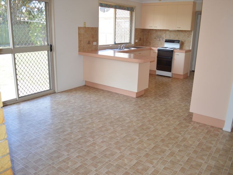 23 Smiths Road, Avoca QLD 4670