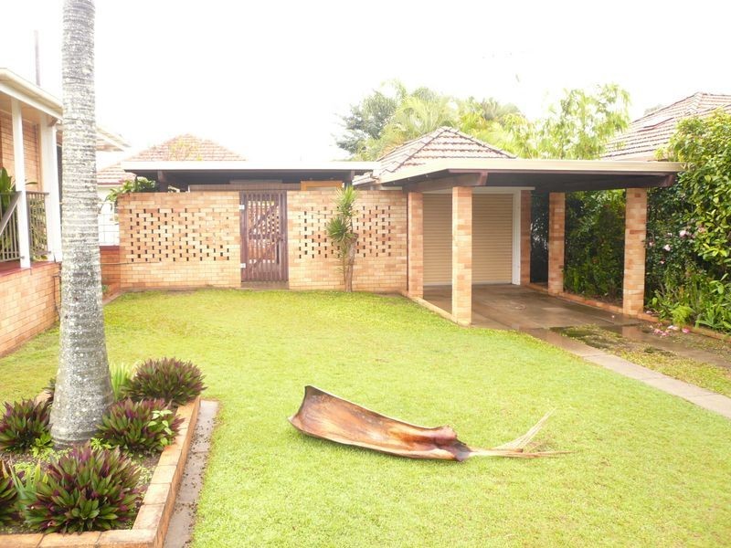 15 Adams Street, Bundaberg West QLD 4670