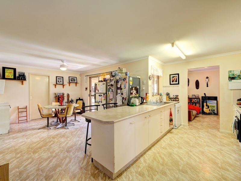 Thabeban QLD 4670