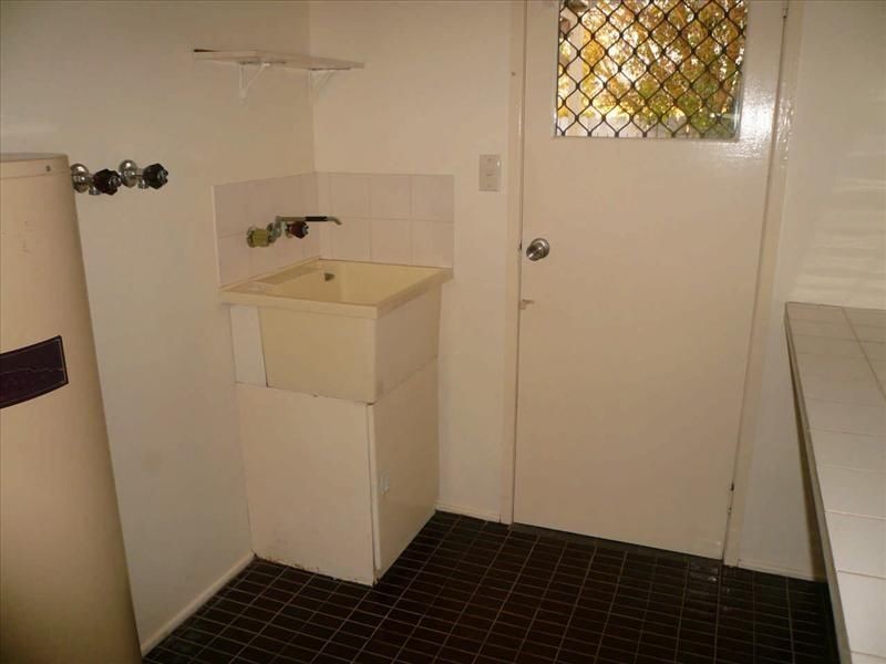 33 McLachlan Drive, Avenell Heights QLD 4670