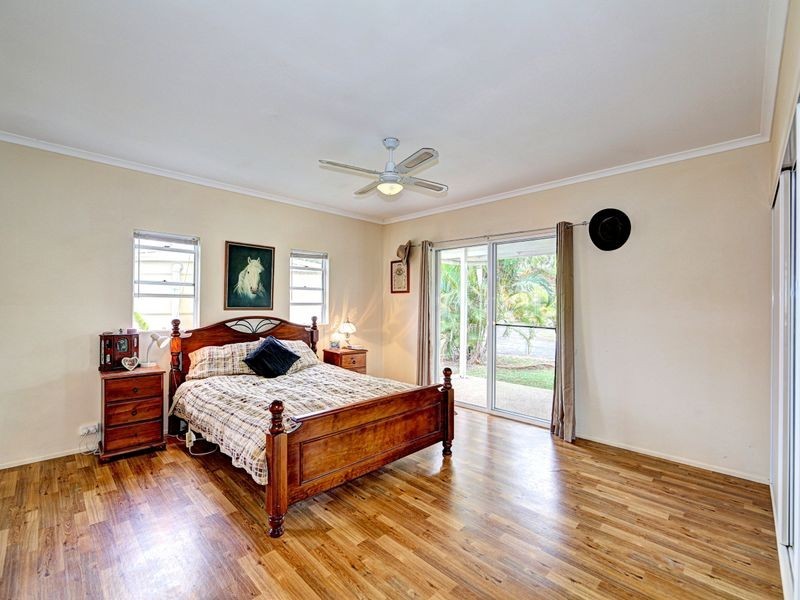 35 Robin Close, Moore Park Beach QLD 4670