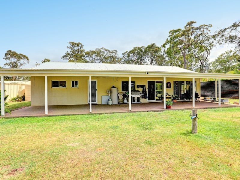 35 Robin Close, Moore Park Beach QLD 4670