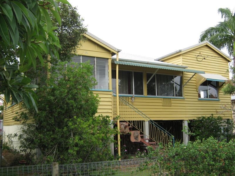 11 Rossolini Street, Bundaberg Central QLD 4670