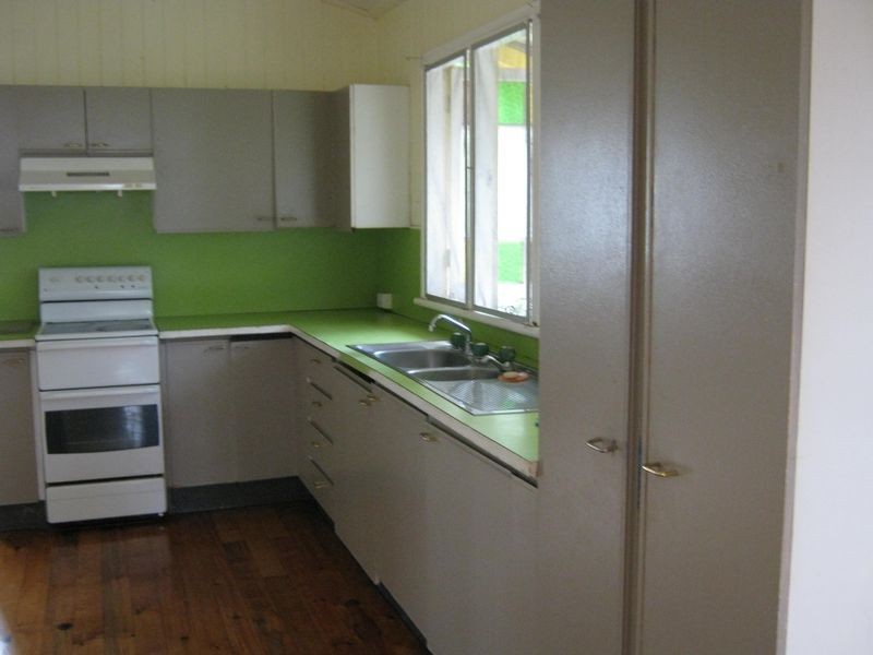 11 Rossolini Street, Bundaberg Central QLD 4670