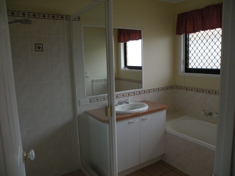 34 Mott Street, Avoca QLD 4670