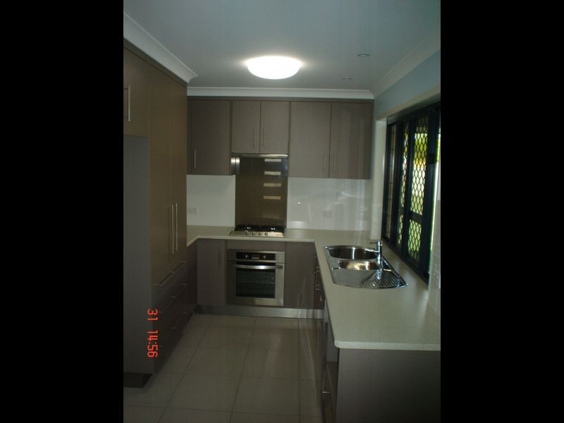 1/151 Logan Road, Innes Park QLD 4670