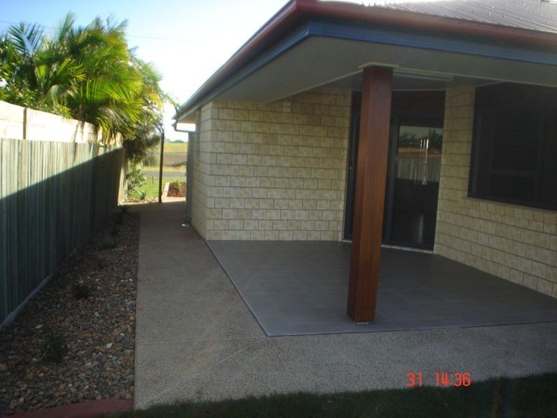 1/151 Logan Road, Innes Park QLD 4670