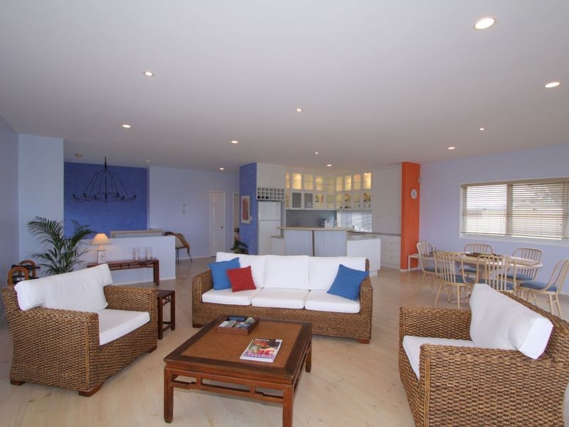 Coral Cove QLD 4670