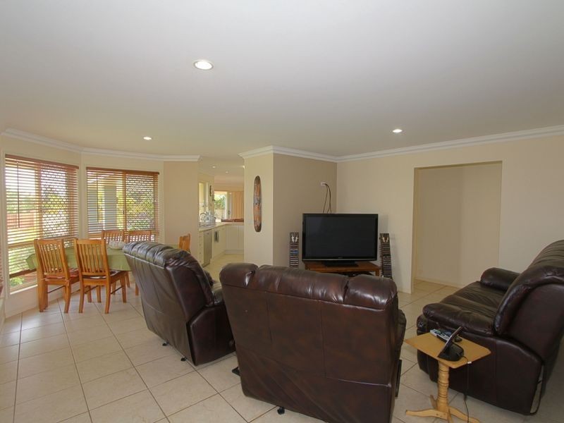 7 Garden View Court, Kalkie QLD 4670