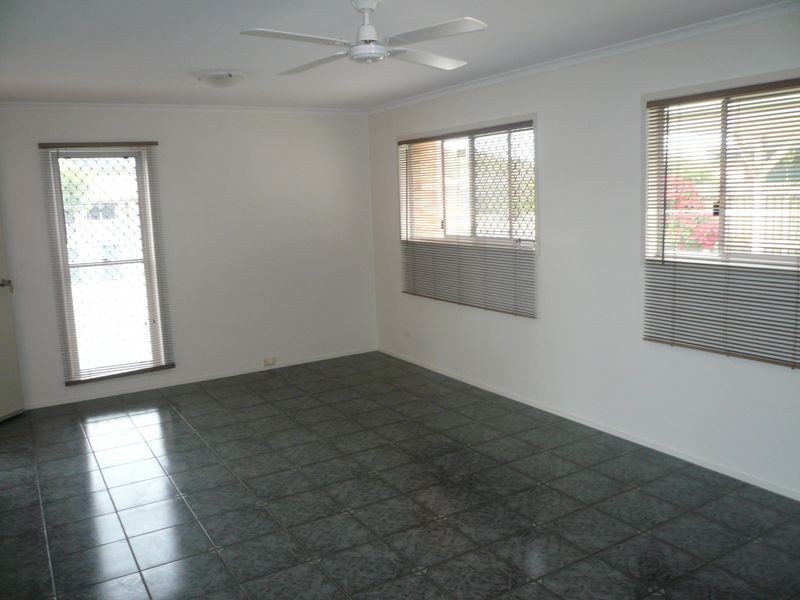 12 McCrohon Street, Avenell Heights QLD 4670