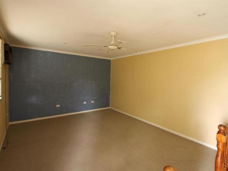 43 Sinclair Street, Avenell Heights QLD 4670