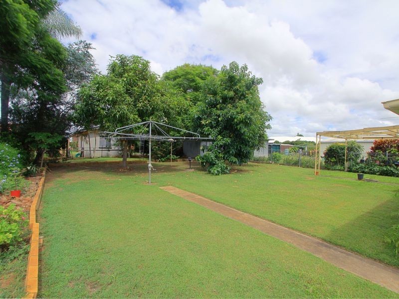 182 Walker Street, Svensson Heights QLD 4670