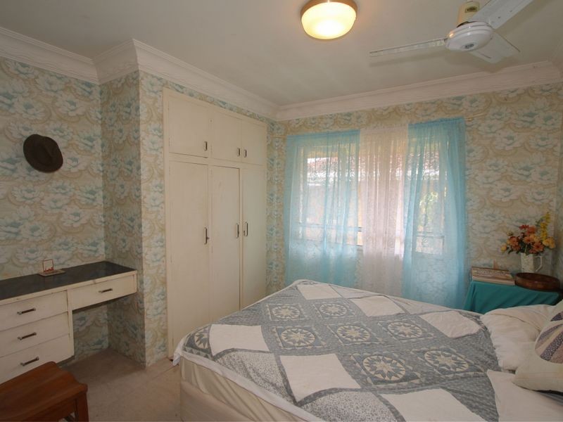 182 Walker Street, Svensson Heights QLD 4670
