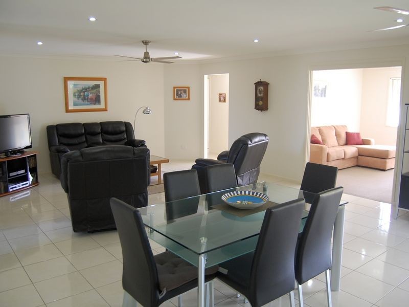 20 Gill Place, Kalkie QLD 4670