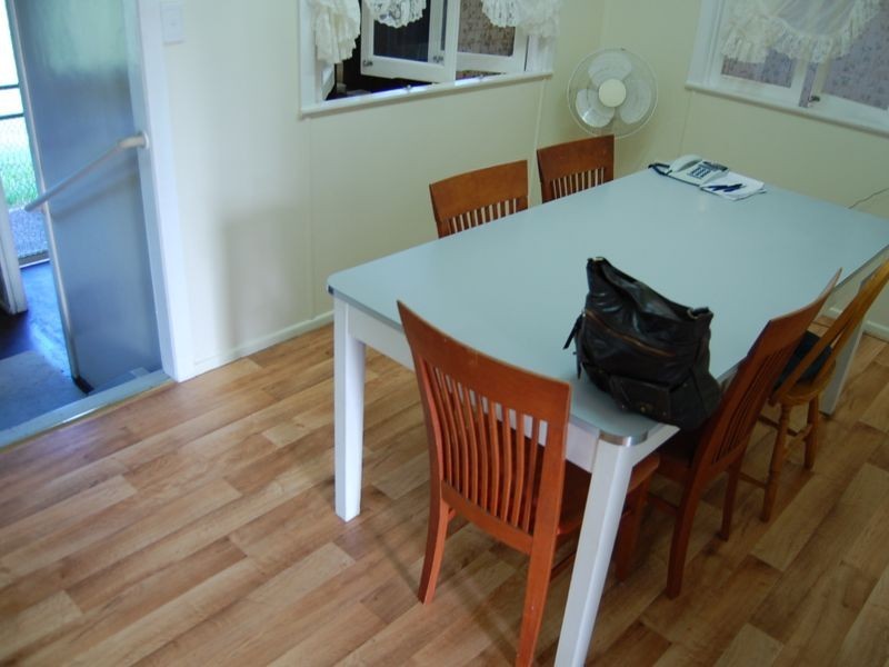 4 Row Street, Kepnock QLD 4670