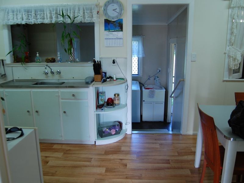 4 Row Street, Kepnock QLD 4670