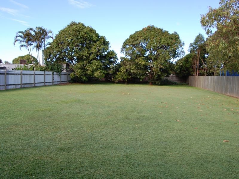 4 Row Street, Kepnock QLD 4670
