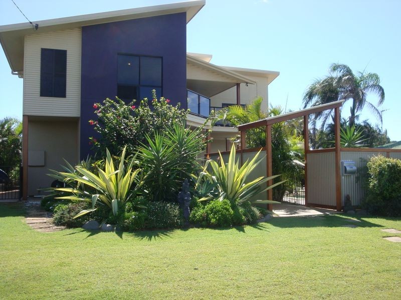 199 Atkinsons Road, Elliott Heads QLD 4670