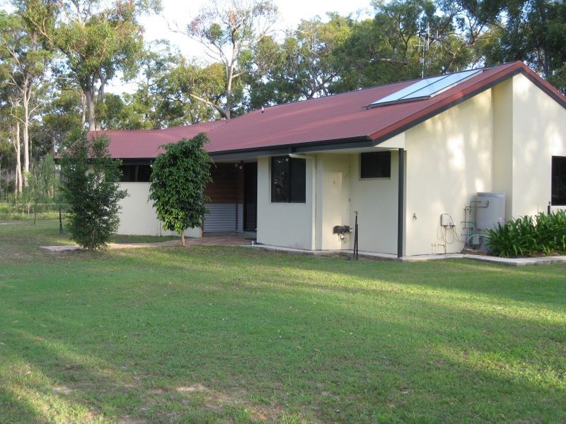 Moore Park Beach QLD 4670