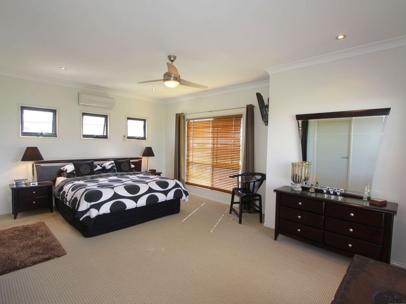 Coral Cove QLD 4670